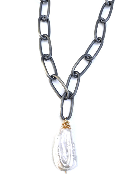 Rocked Necklace- Pearl