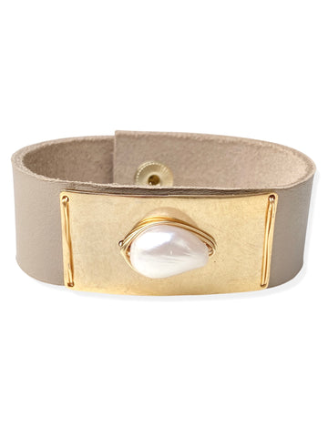 Gold Plate Snap- Taupe Leather & Pearl